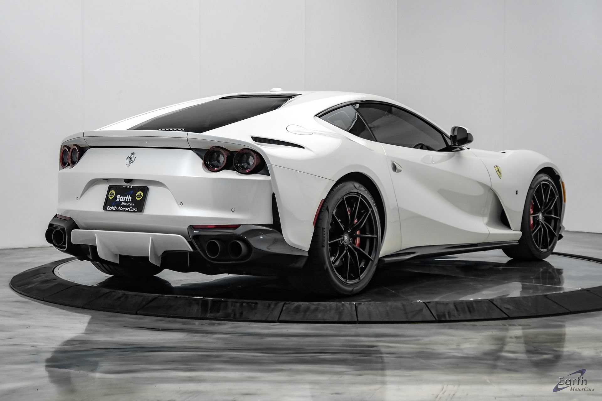 Used 2019 Ferrari 812 Superfast RWD image 20