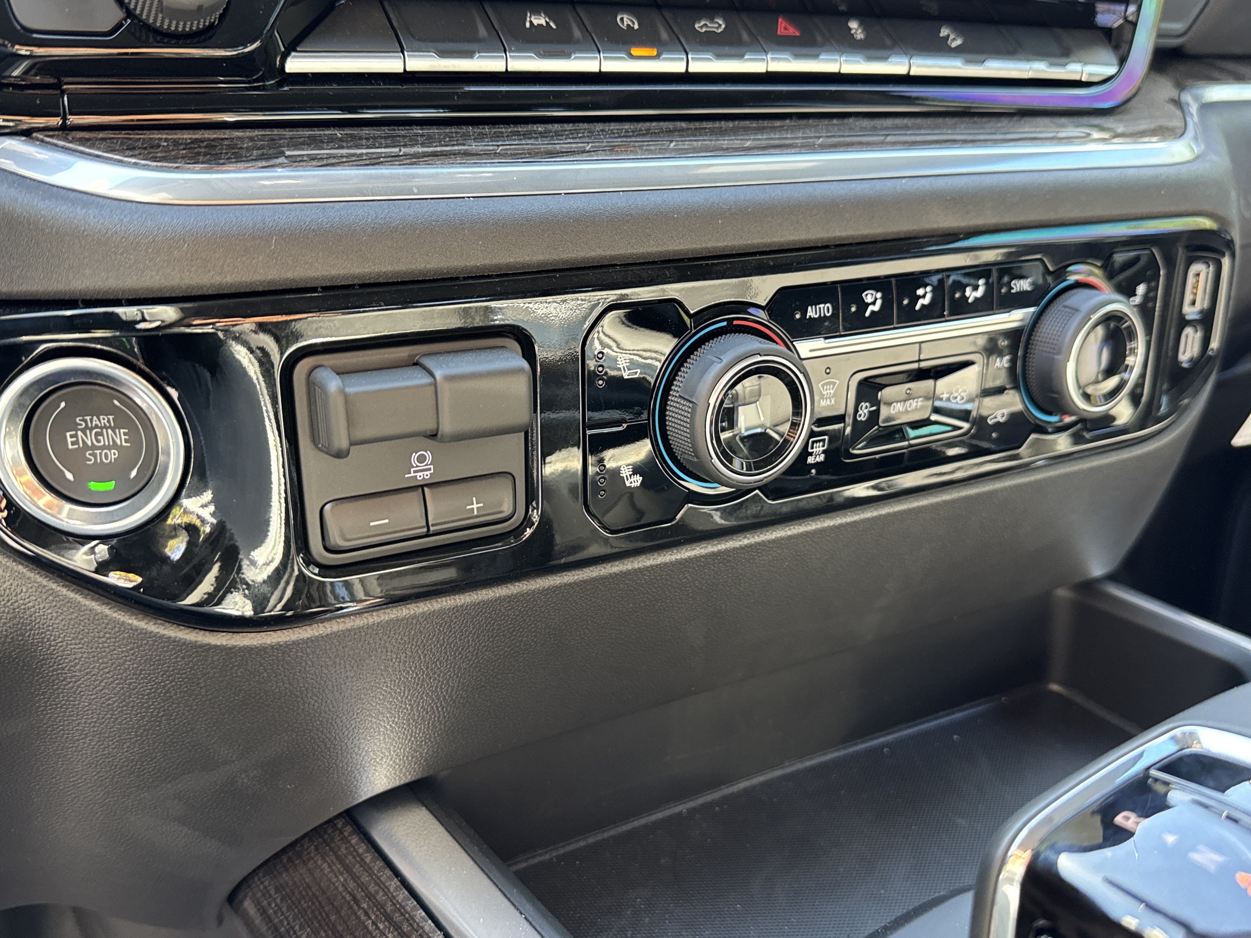 New 2026 Chevrolet Silverado 1500 LT Trail Boss w/ Convenience Package II AWD/4WD image 29