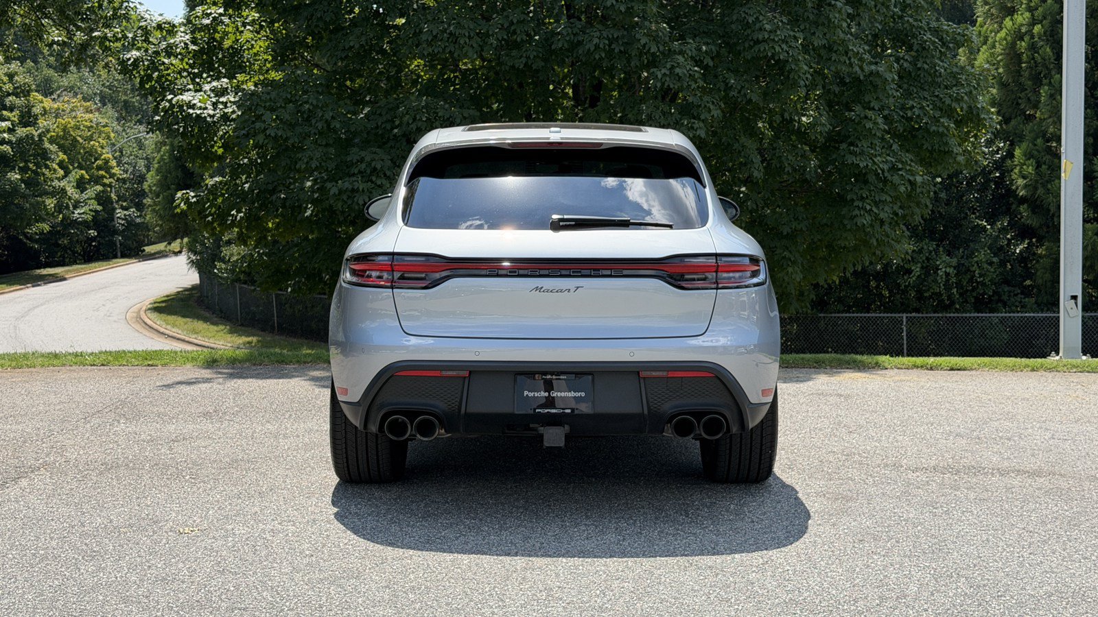 Certified 2026 Porsche Macan Turbo AWD/4WD image 6