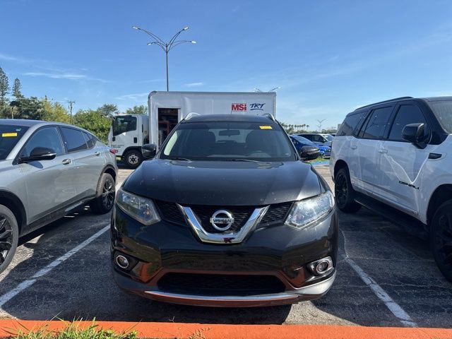 Used 2016 Nissan Rogue SV FWD image 2