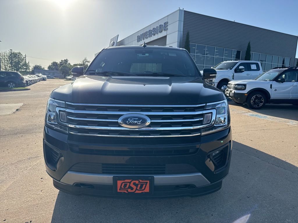 Used 2019 Ford Expedition XLT w/ Equipment Group 202A AWD/4WD image 9