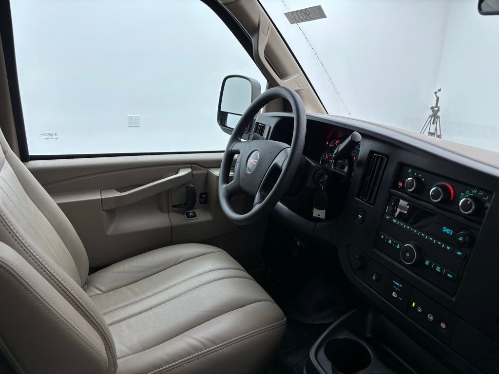 New 2025 GMC Savana 2500 w/ Driver Convenience Package image 27