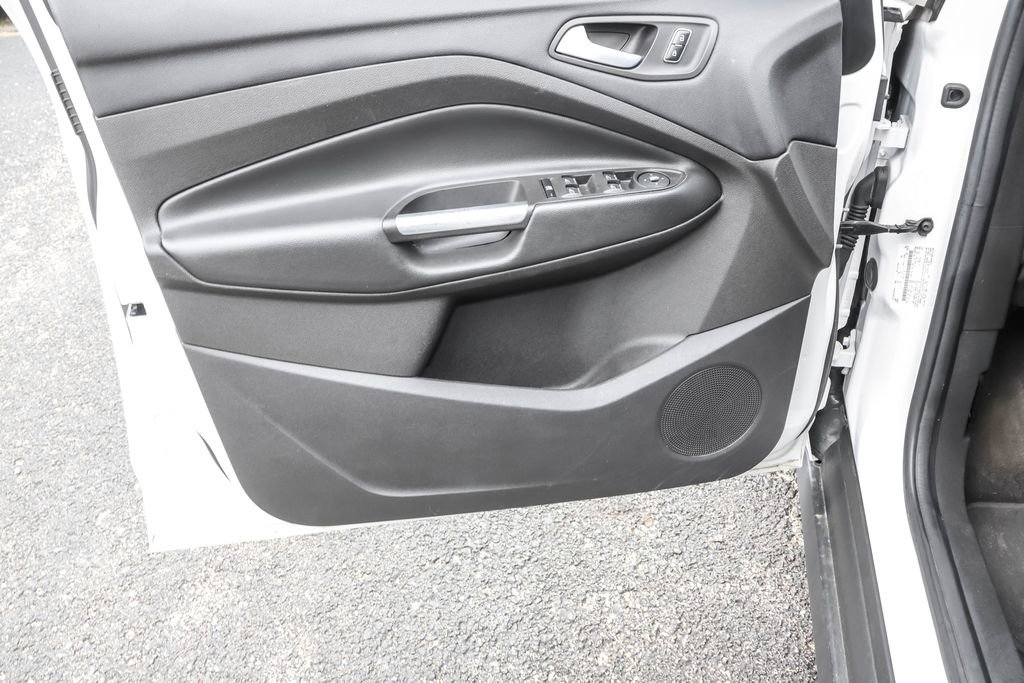 Used 2014 Ford C-MAX SEL w/ Equipment Group 303A FWD image 28