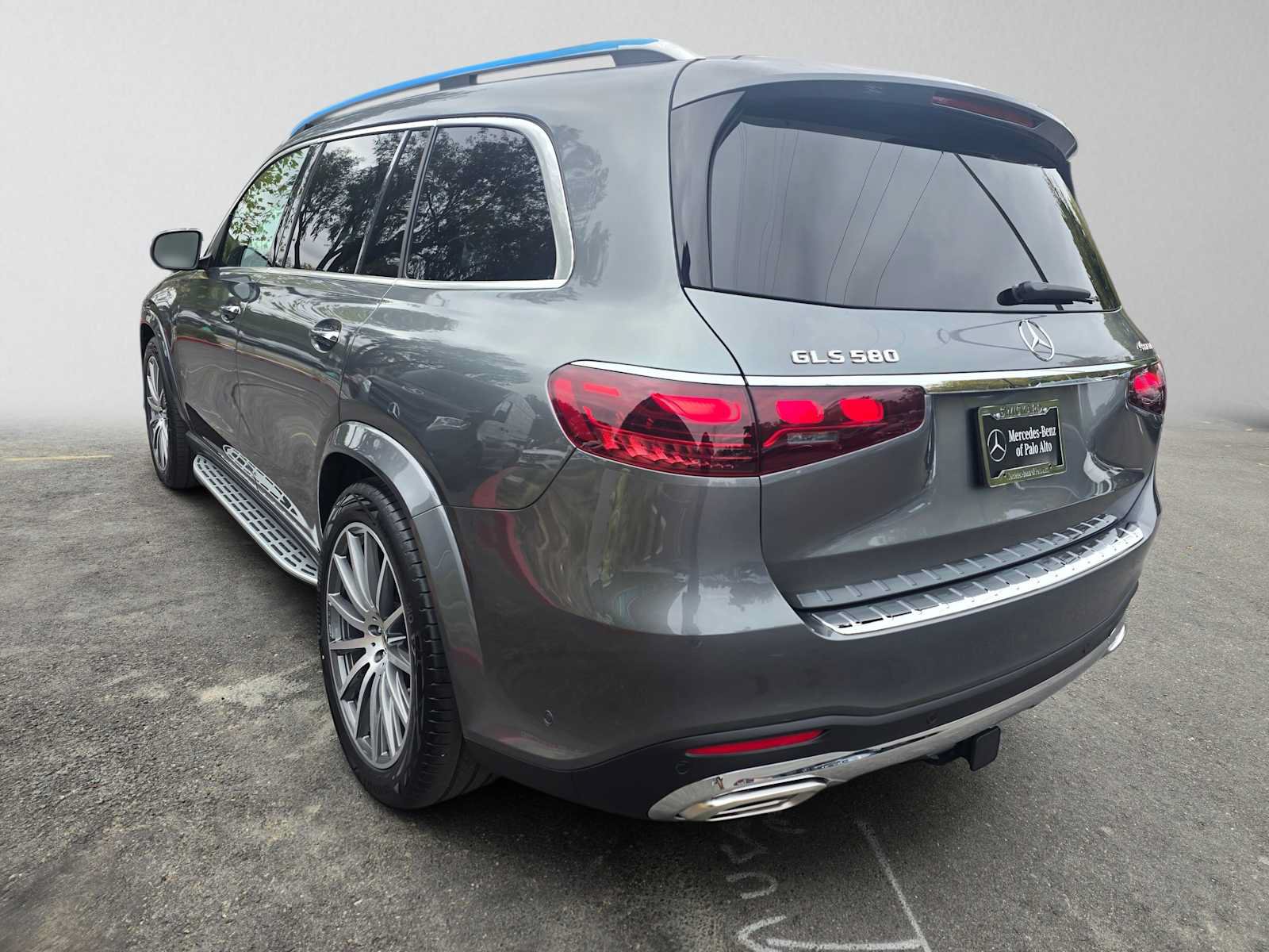New 2026 Mercedes-Benz GLS 580 4MATIC image 5