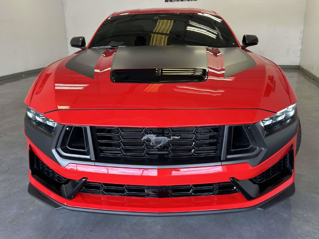 Used 2026 Ford Mustang Dark Horse RWD image 7