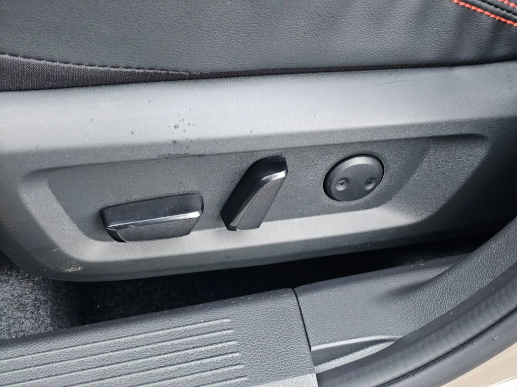 New 2026 Nissan Rogue SV image 29