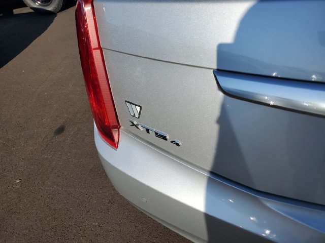 Used 2013 Cadillac XTS Luxury AWD/4WD image 9