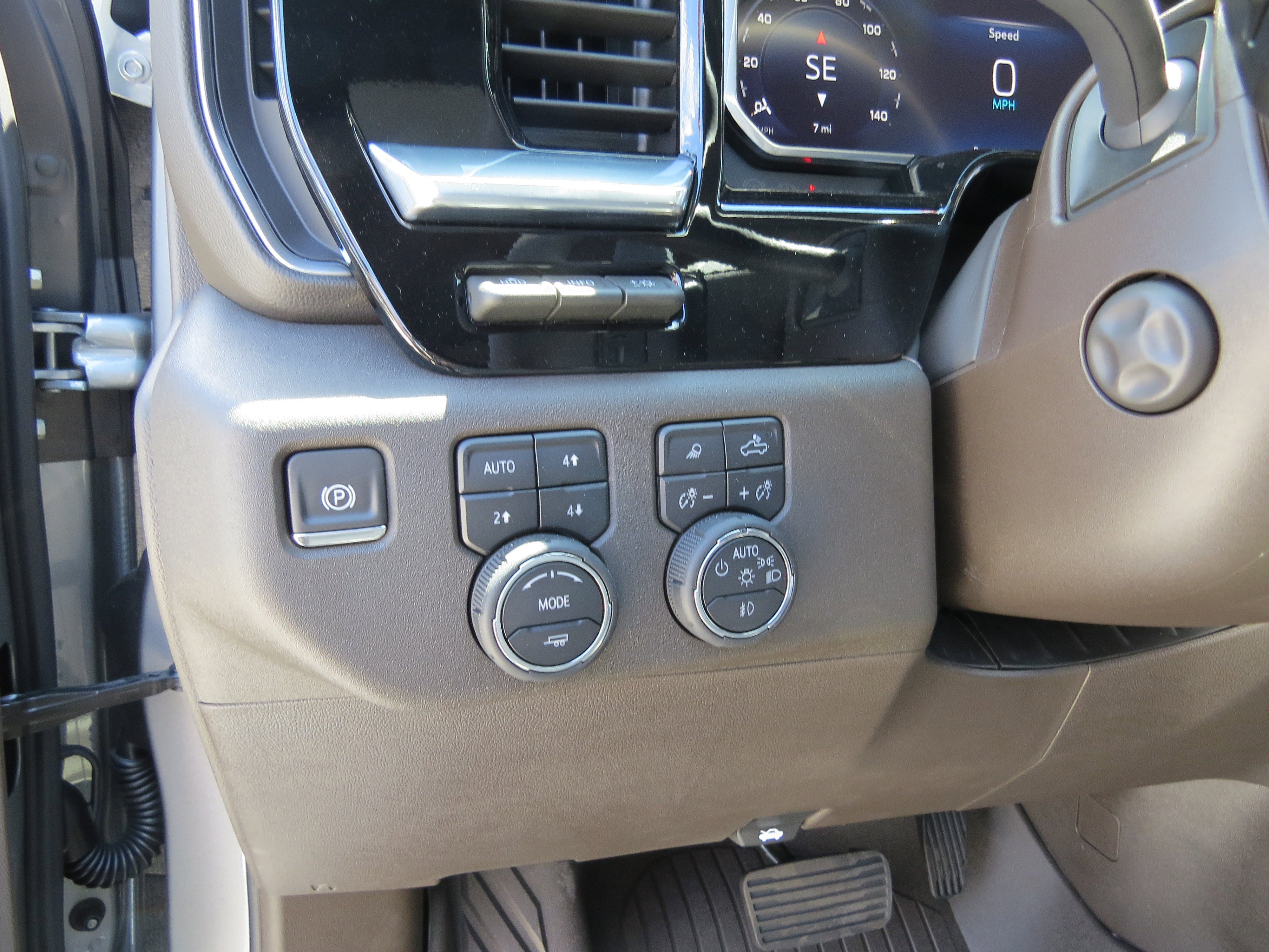 New 2026 Chevrolet Silverado 1500 LTZ image 18