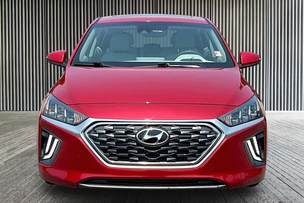 Used 2020 Hyundai Ioniq SEL FWD image 4