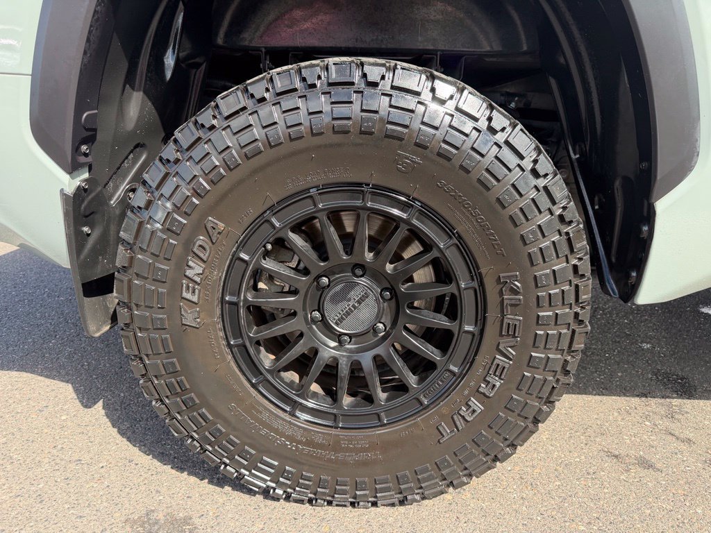 Used 2022 Toyota Tundra SR5 w/ TRD Off-Road Package AWD/4WD image 9