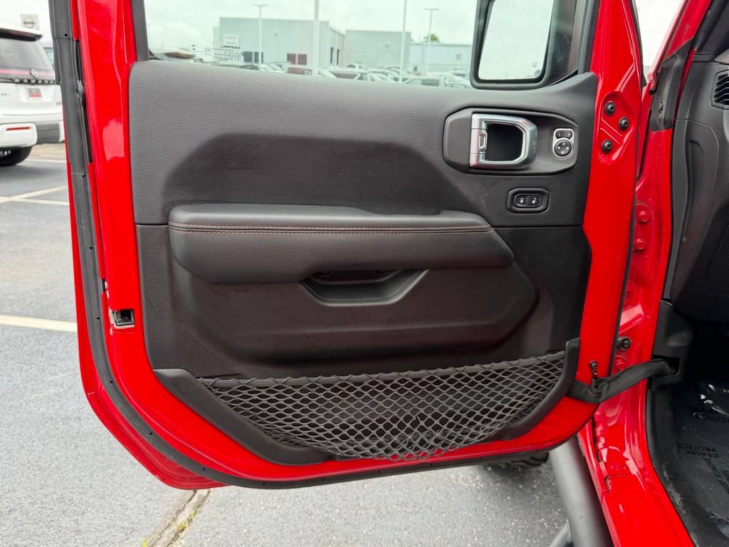 Used 2022 Jeep Gladiator Mojave w/ LED Lighting Group AWD/4WD image 13