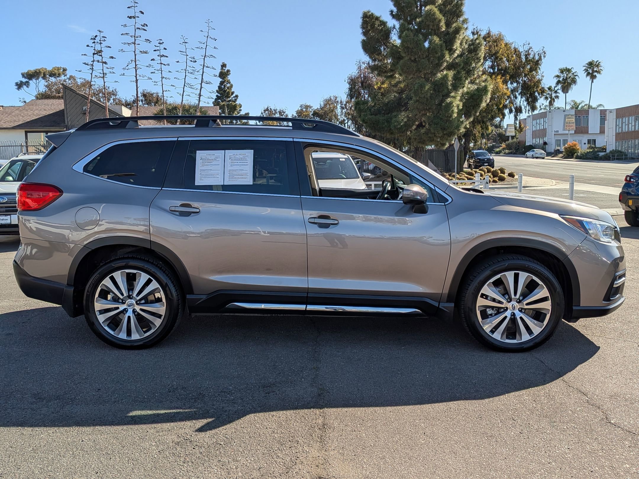 Certified 2022 Subaru Ascent Limited w/ Technology Package image 5