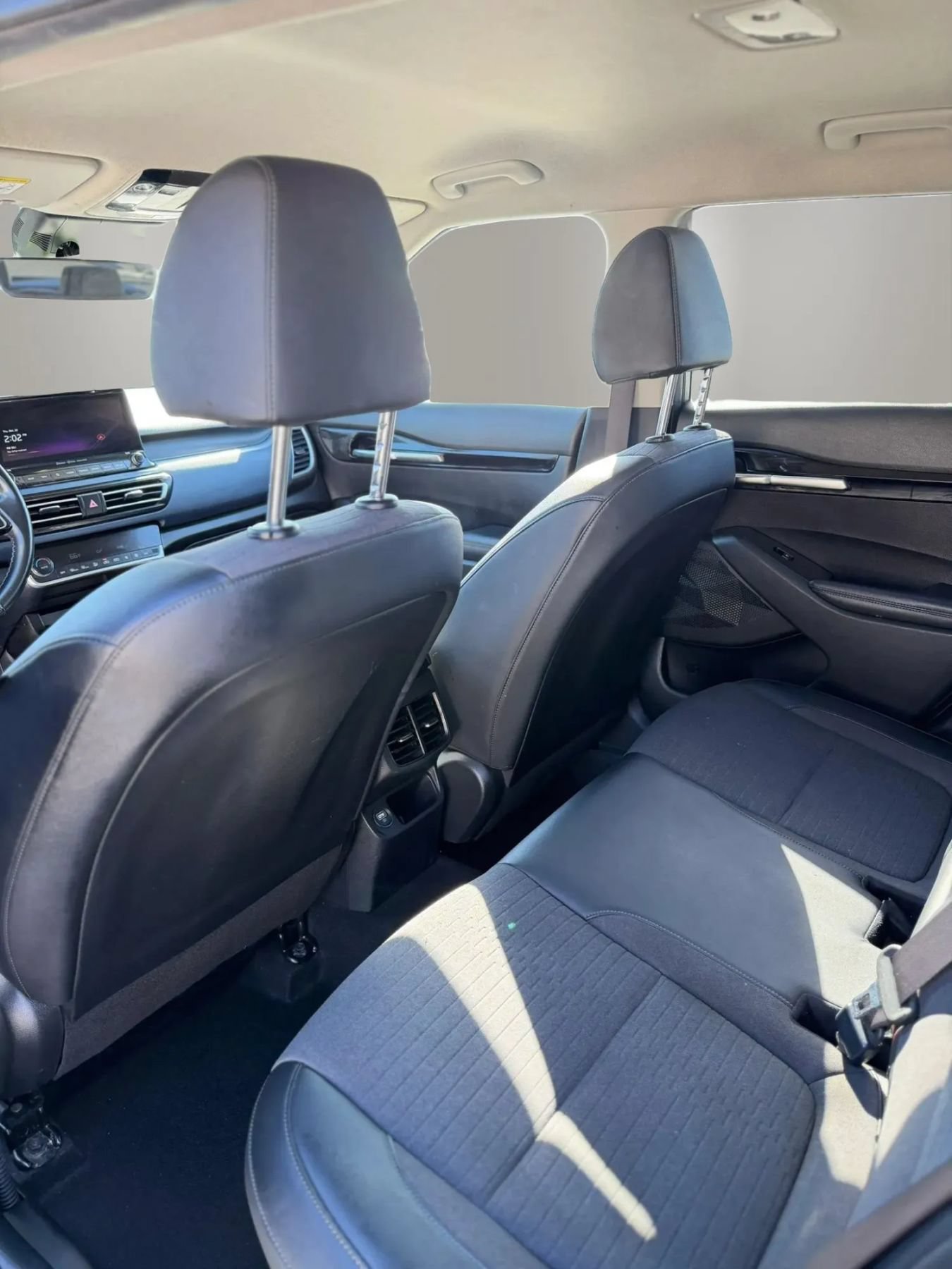 Used 2023 Kia Seltos S w/ Navigation Package AWD/4WD image 18