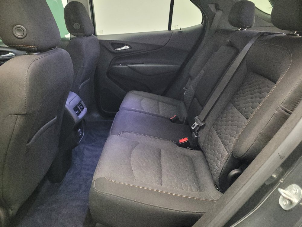 Used 2021 Chevrolet Equinox LT image 18