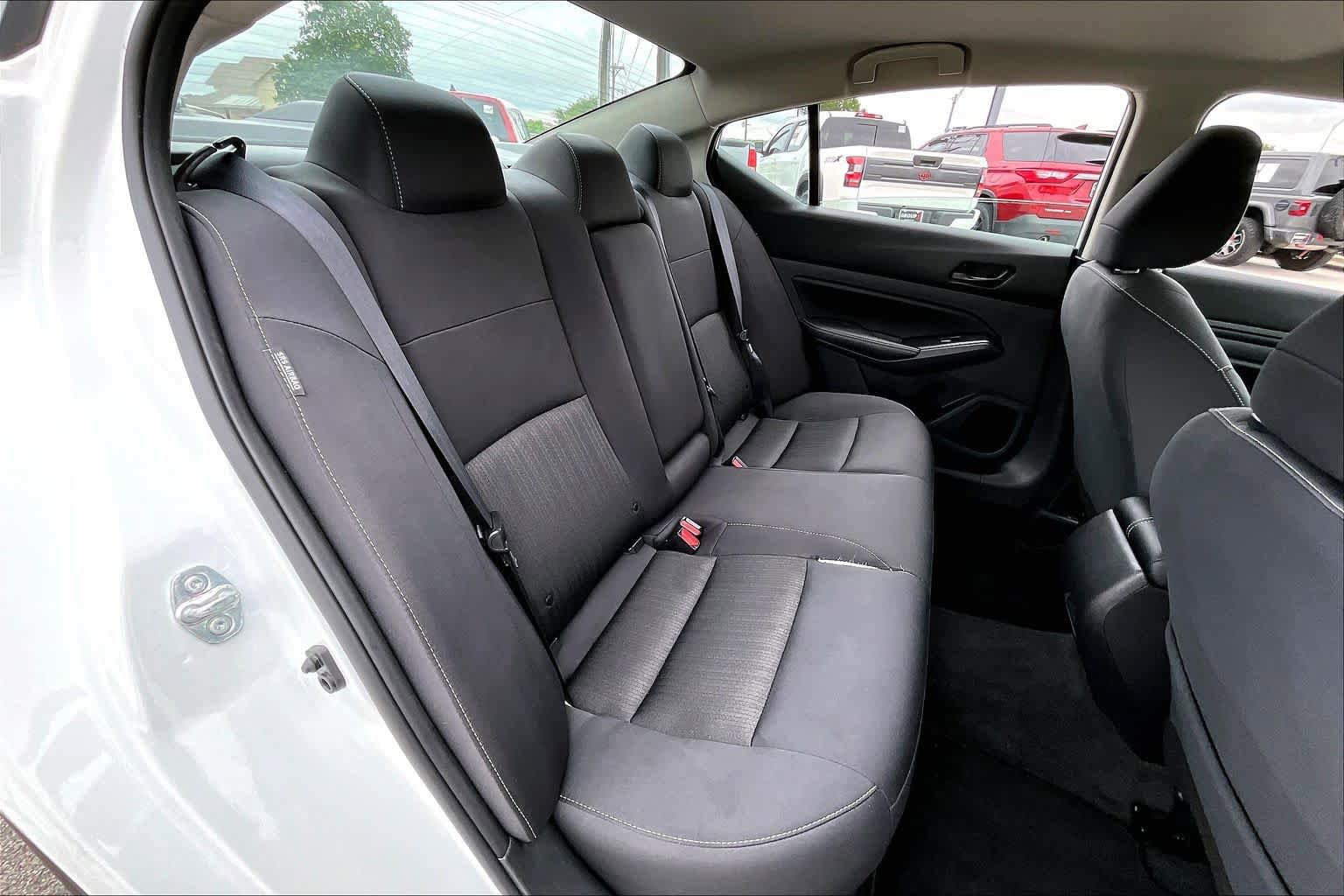 Used 2025 Nissan Altima 2.5 SV FWD image 20