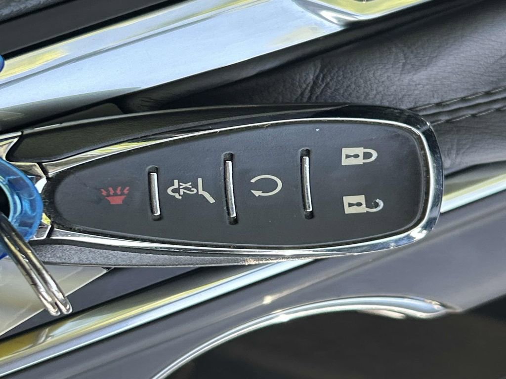 Used 2020 Chevrolet Equinox LT w/ Driver Convenience Package FWD image 34