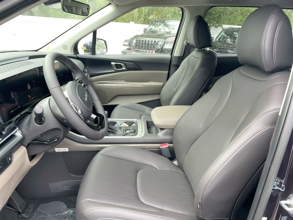 Used 2026 Kia Carnival image 37
