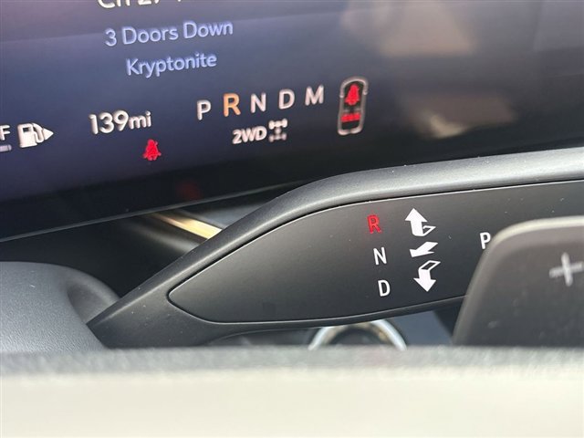 Certified 2025 Buick Envision Avenir image 16