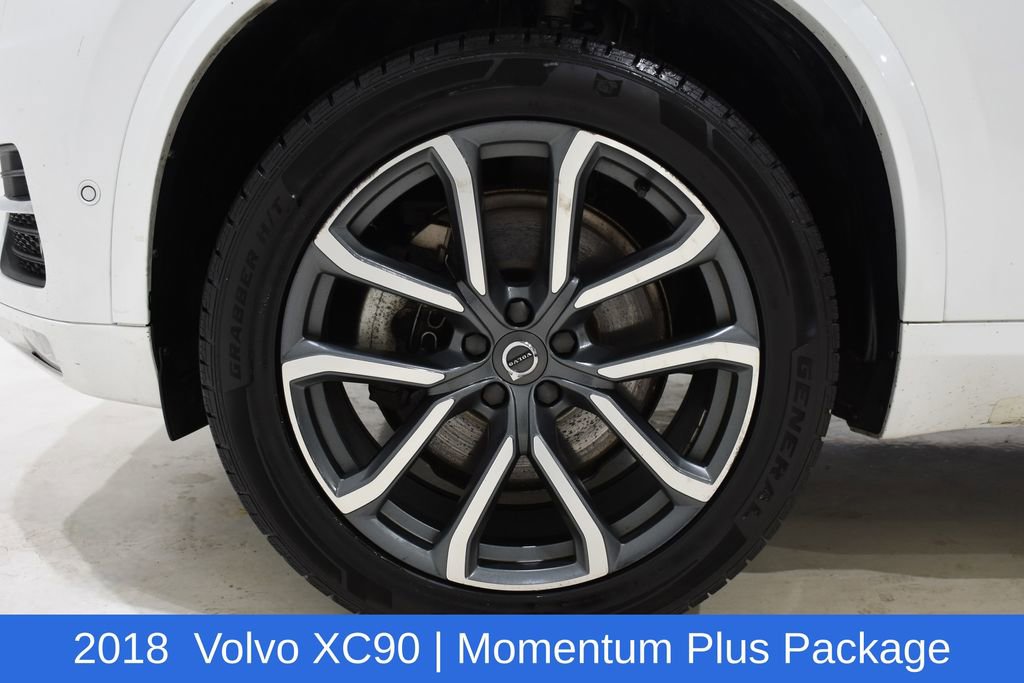 Used 2018 Volvo XC90 T6 Momentum w/ Convenience Package image 6