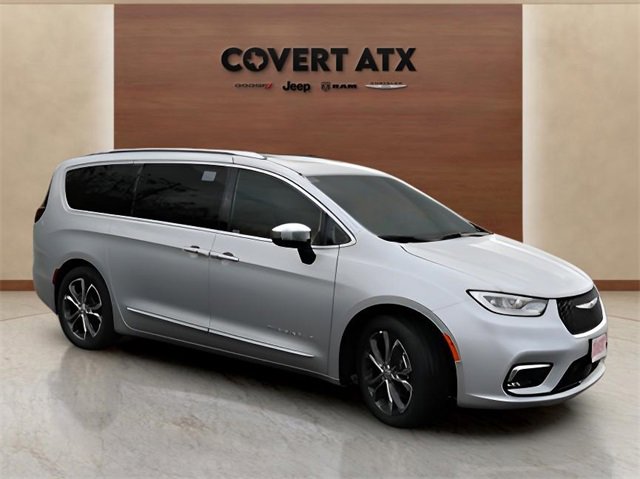 New 2026 Chrysler Pacifica Pinnacle image 6