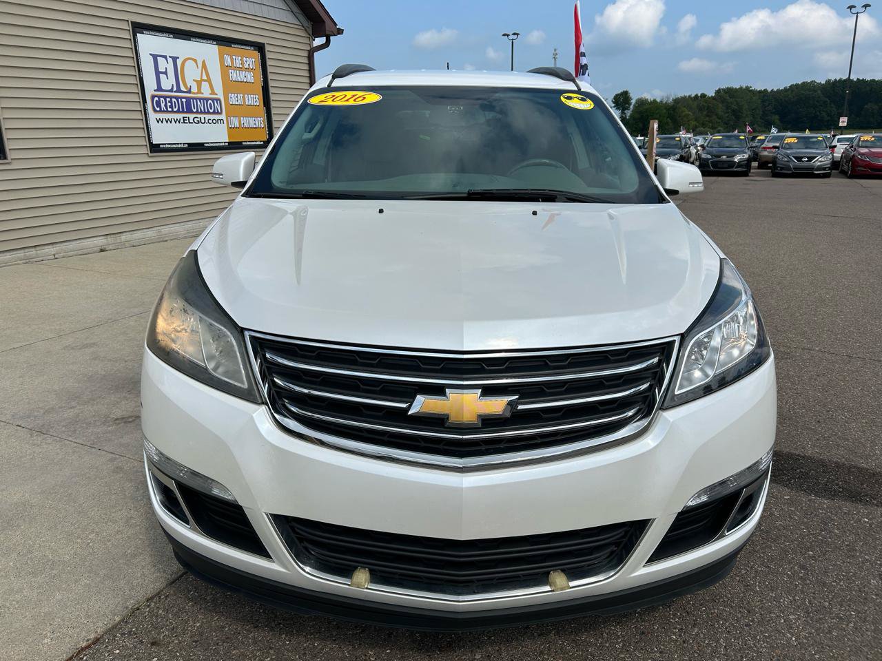 Used 2016 Chevrolet Traverse LT AWD/4WD image 2