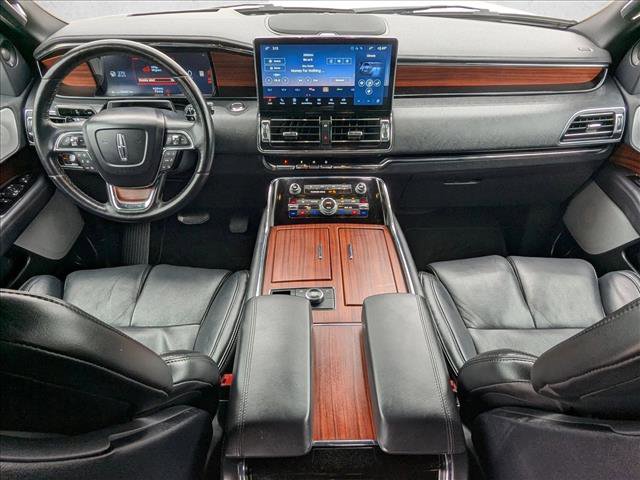 Used 2024 Lincoln Navigator L Reserve image 26