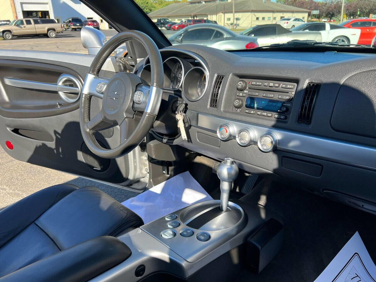 Used 2004 Chevrolet SSR w/ Preferred Equipment Group RWD image 58