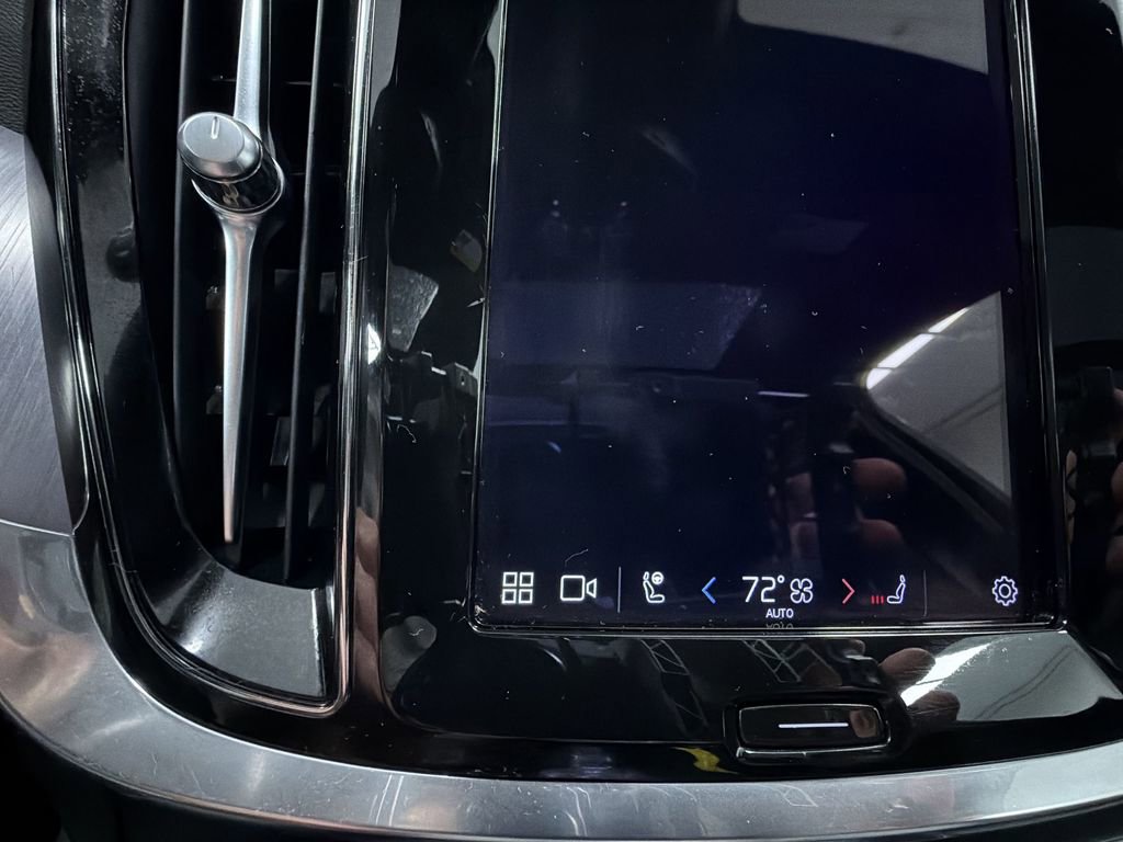 Used 2023 Volvo S60 B5 Plus w/ Climate Package image 12
