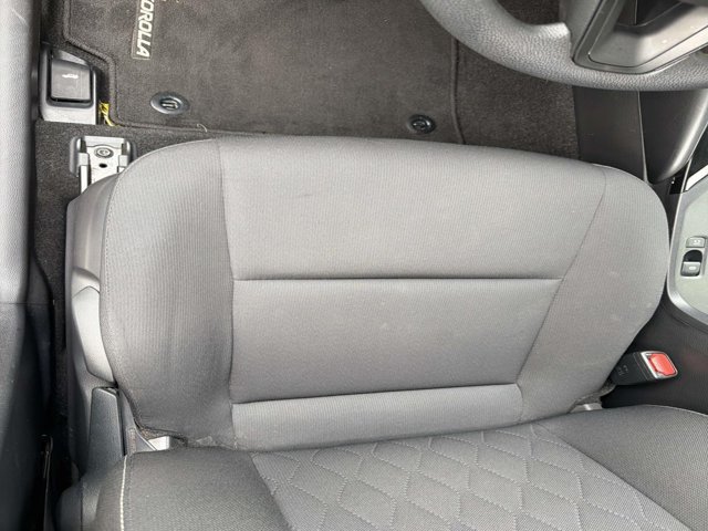 Certified 2025 Toyota Corolla LE FWD image 9
