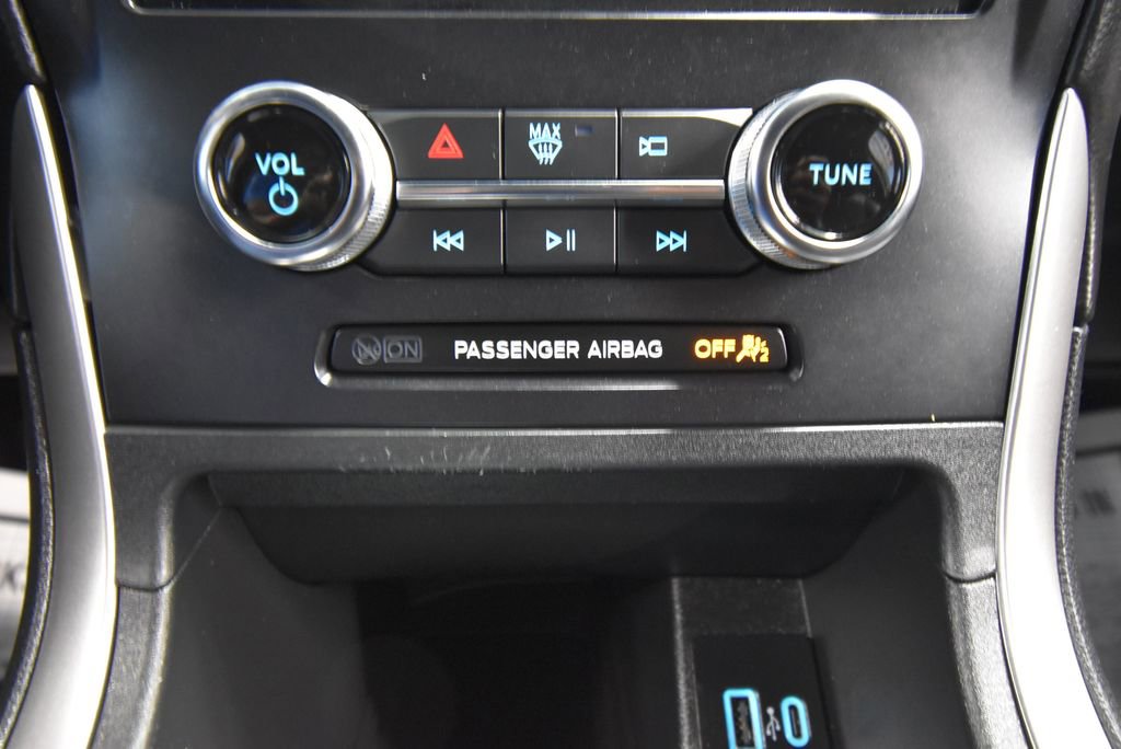 Used 2024 Ford Edge ST-Line AWD/4WD image 18