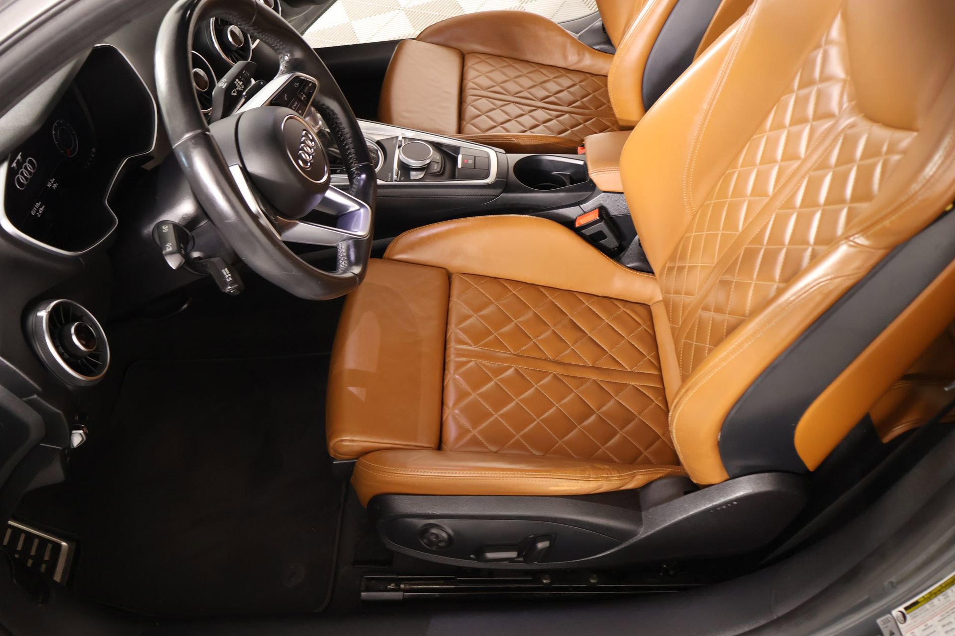 Used 2017 Audi TT 2.0T w/ Technology Package image 11