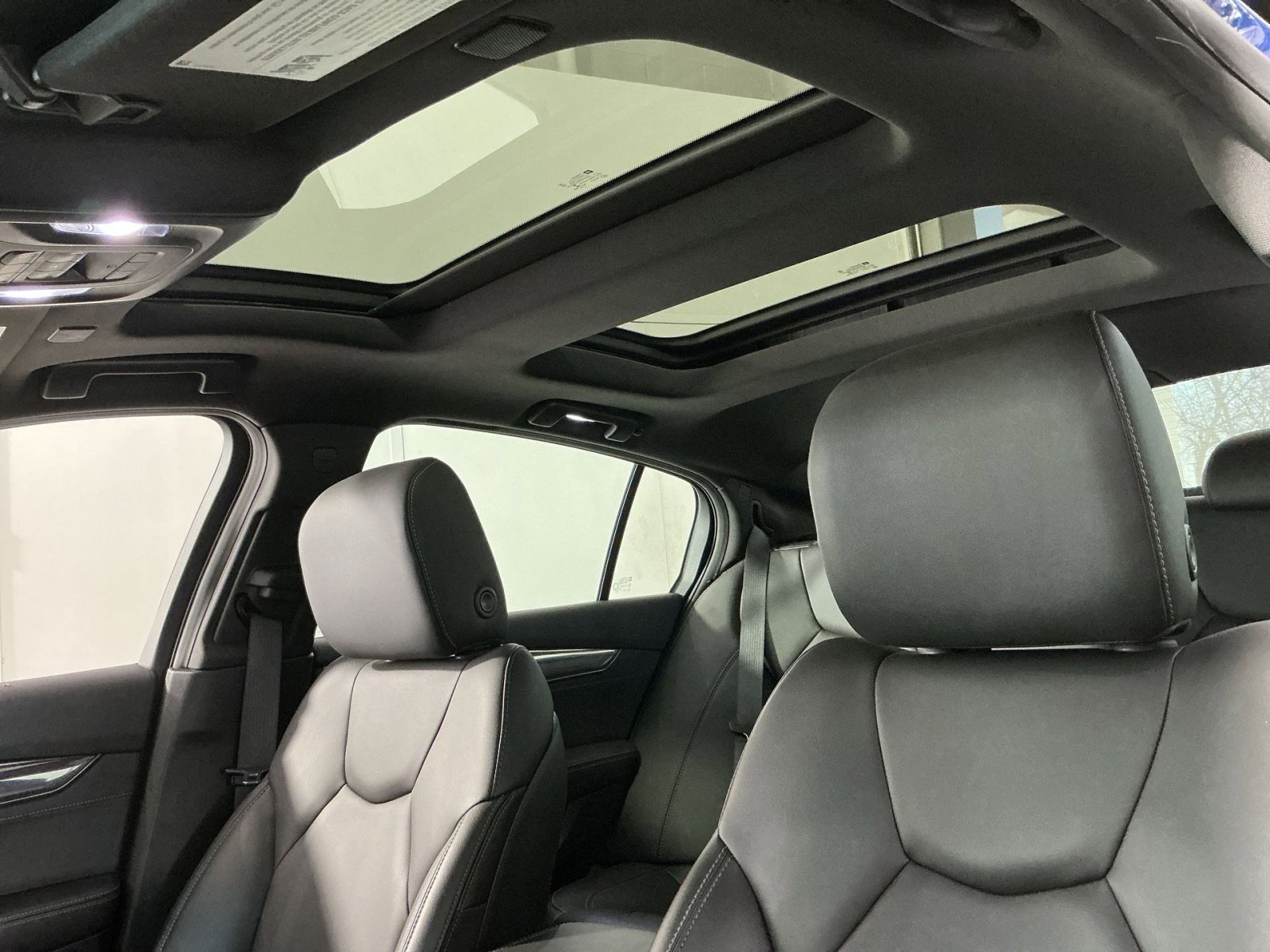 Used 2020 Cadillac CT5 Luxury w/ Sun And Sound Package image 31