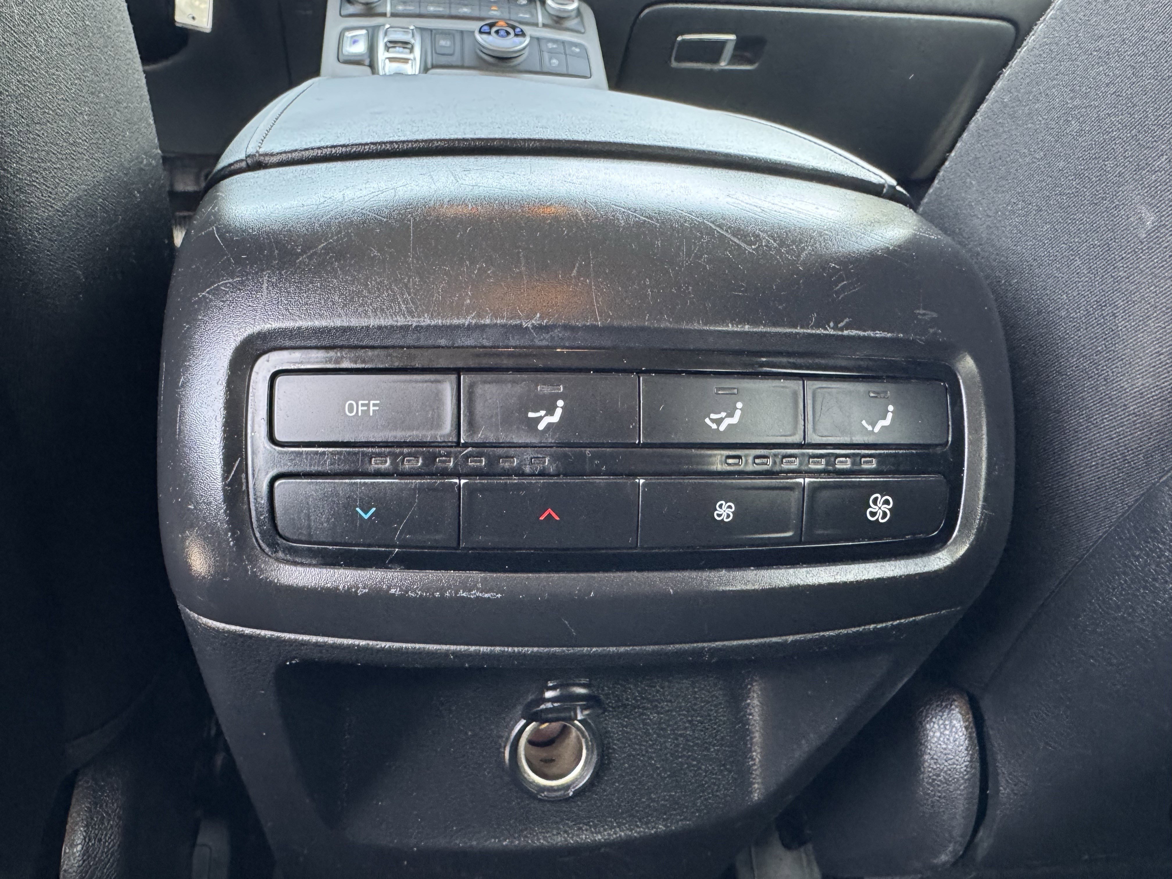 Used 2021 Hyundai Palisade SE image 31