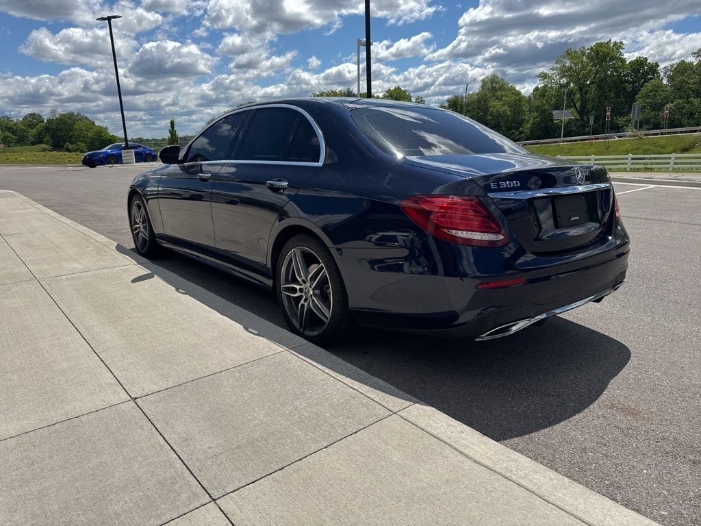 Used 2019 Mercedes-Benz E 300 4MATIC image 5