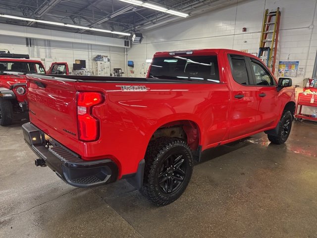 Used 2020 Chevrolet Silverado 1500 Custom Trail Boss w/ Custom Convenience Package image 6