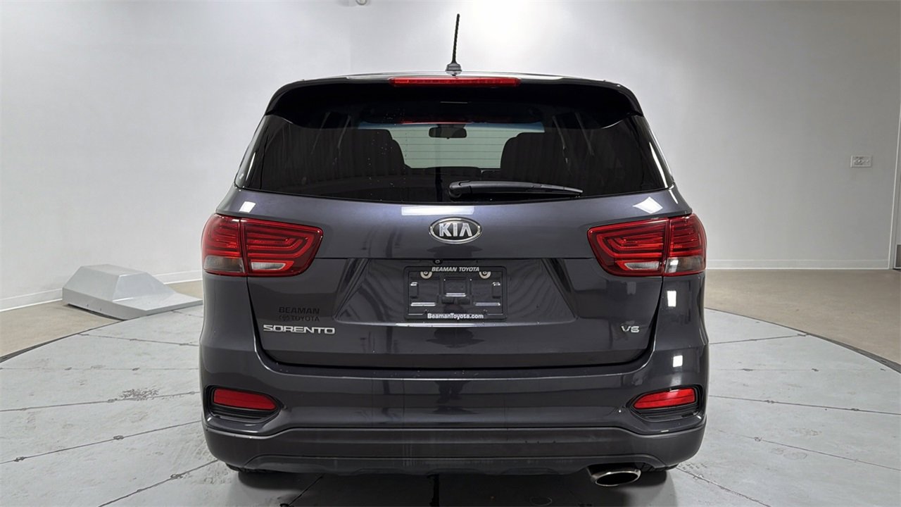 Used 2019 Kia Sorento LX image 4