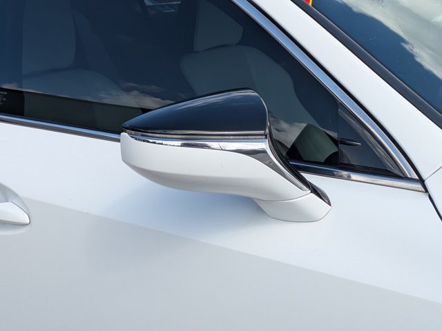 Used 2021 Lexus IS 350 F Sport RWD image 12