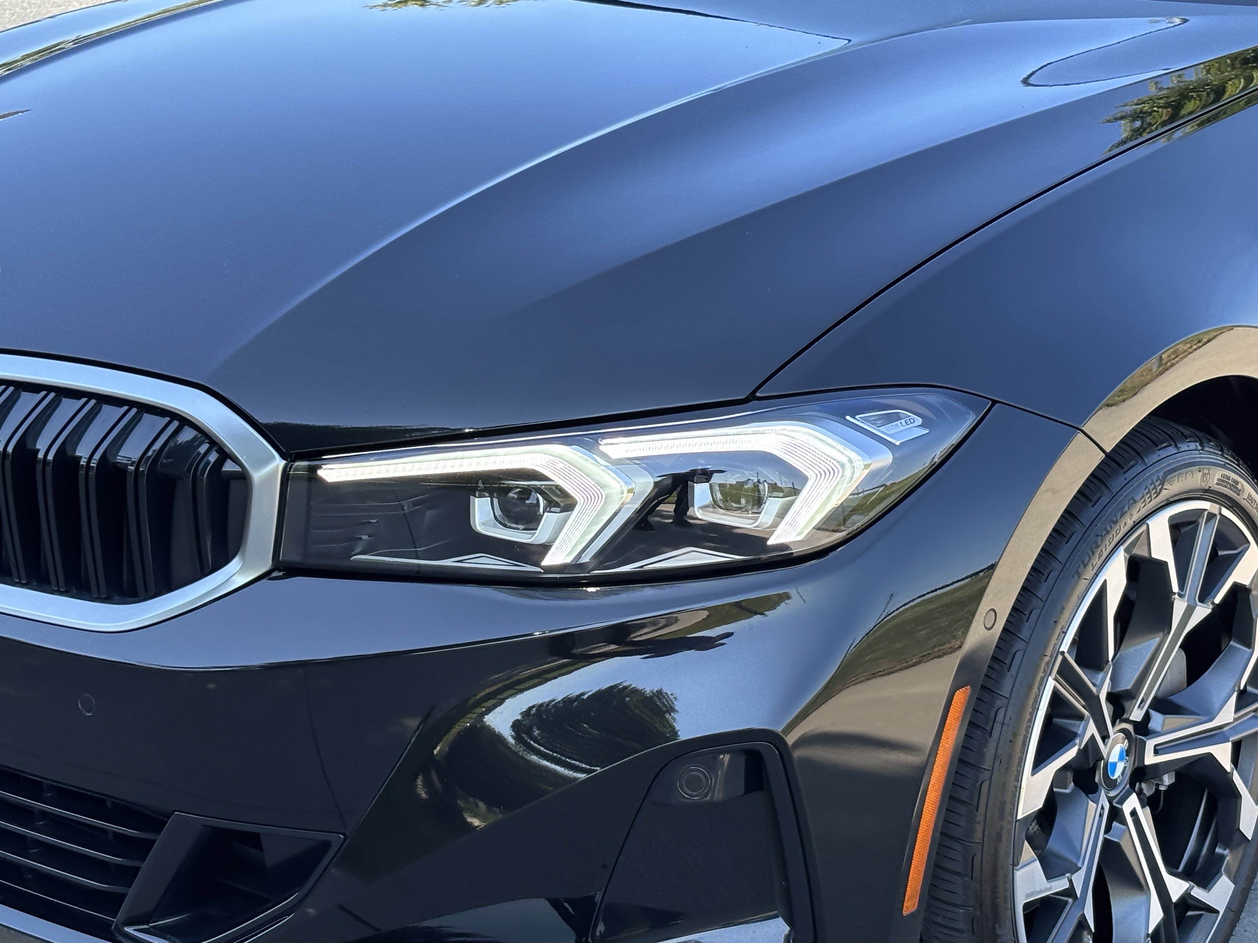 Certified 2025 BMW 330i Sedan RWD image 6