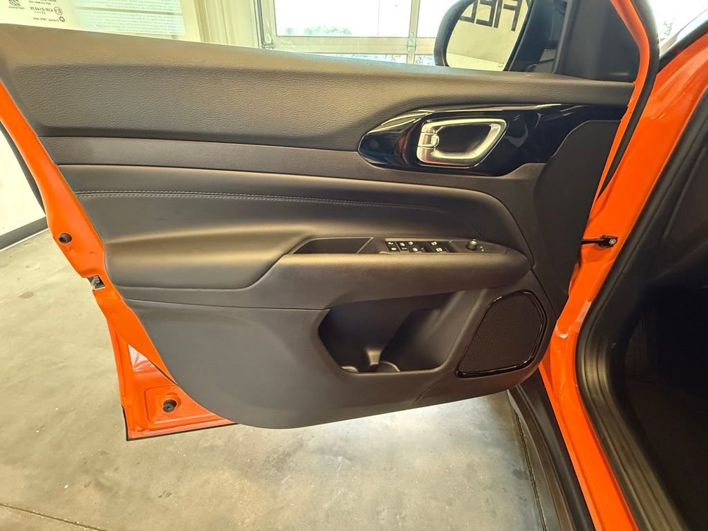 New 2026 Jeep Compass Limited image 14