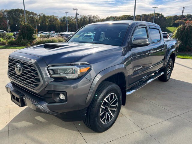 Used 2023 Toyota Tacoma TRD Sport w/ Technology Package AWD/4WD image 5