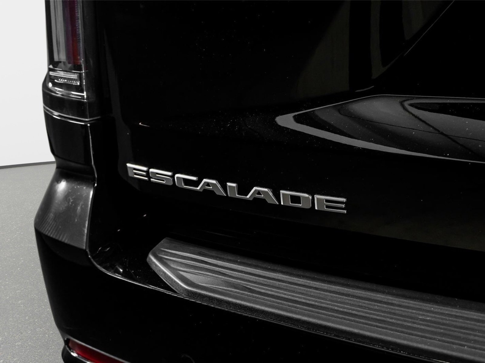 Used 2026 Cadillac Escalade Sport image 13