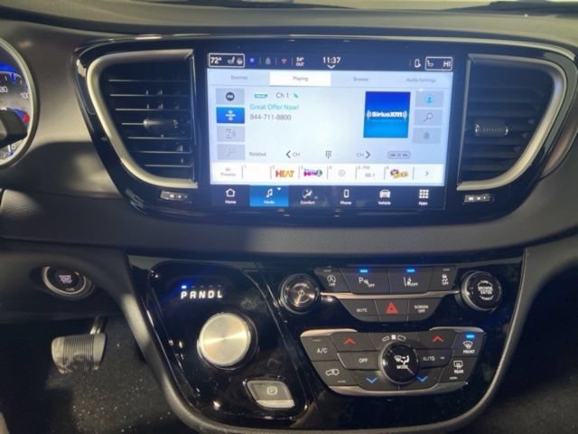 New 2026 Chrysler Voyager LX FWD image 10