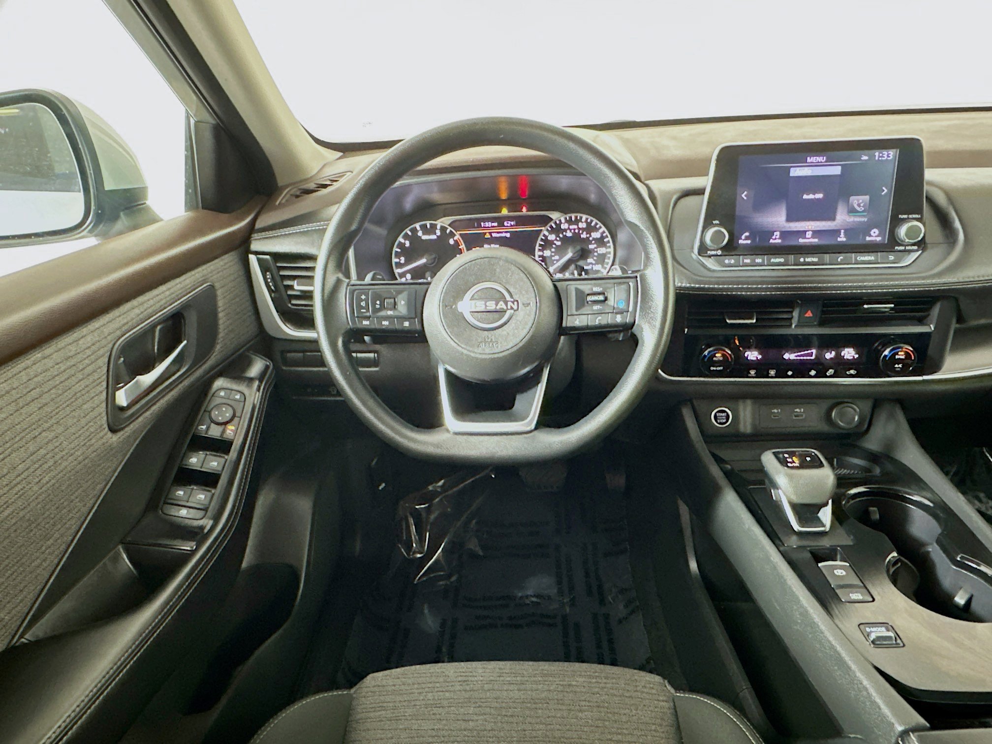 Used 2023 Nissan Rogue SV image 20