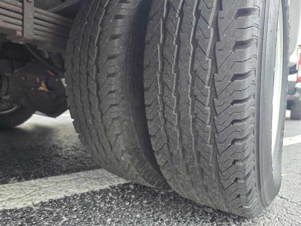 Used 2016 Chevrolet Express 3500 w/ Shuttle Bus Package image 30