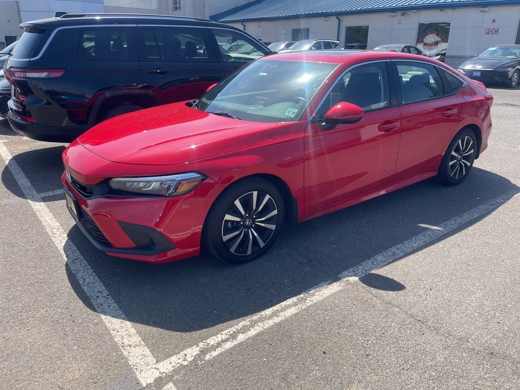 Used 2023 Honda Civic EX image 2