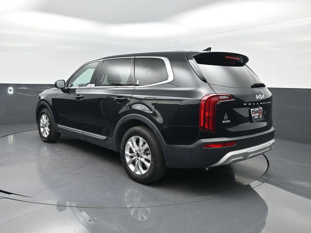 Used 2022 Kia Telluride LX image 3
