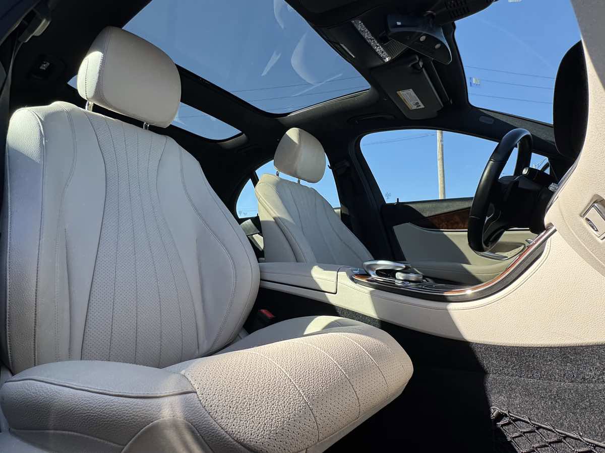 Used 2019 Mercedes-Benz E 300 4MATIC w/ Premium 1 Package image 32