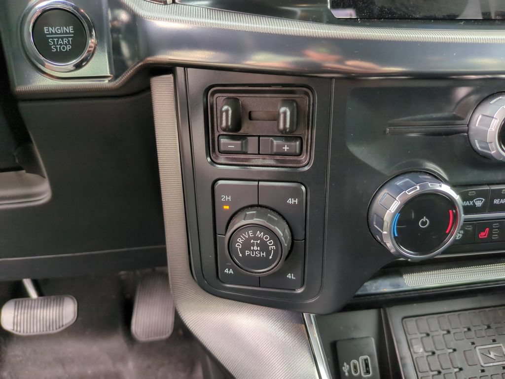 Used 2025 Ford F150 Platinum AWD/4WD image 32