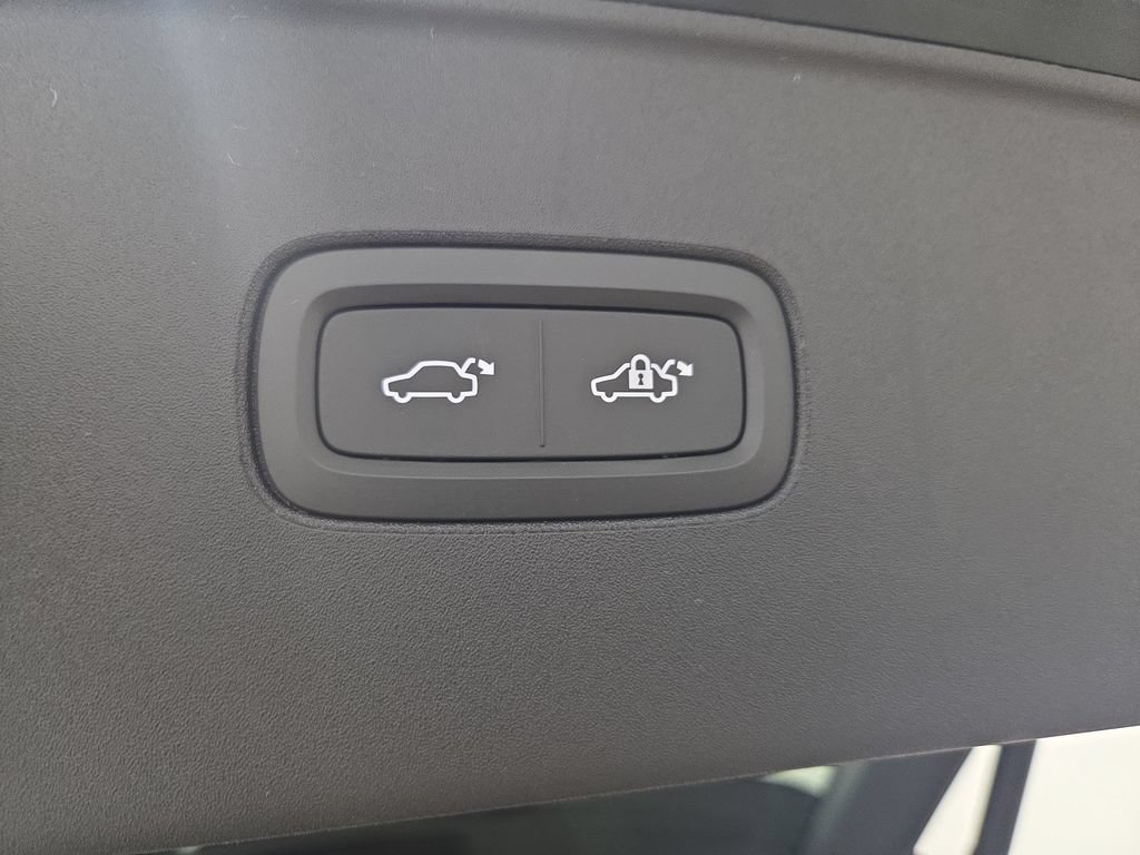 New 2026 Volvo EX90 Ultra AWD/4WD image 12