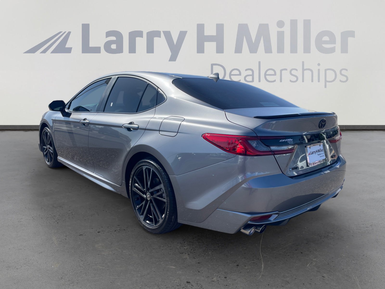 Certified 2025 Toyota Camry XSE FWD image 3